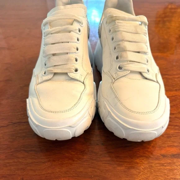 Alexander McQueen Glitter Sneakers - Picture 5 of 8